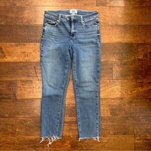 Designer Paige raw edge KYLIE crop jeans size 27